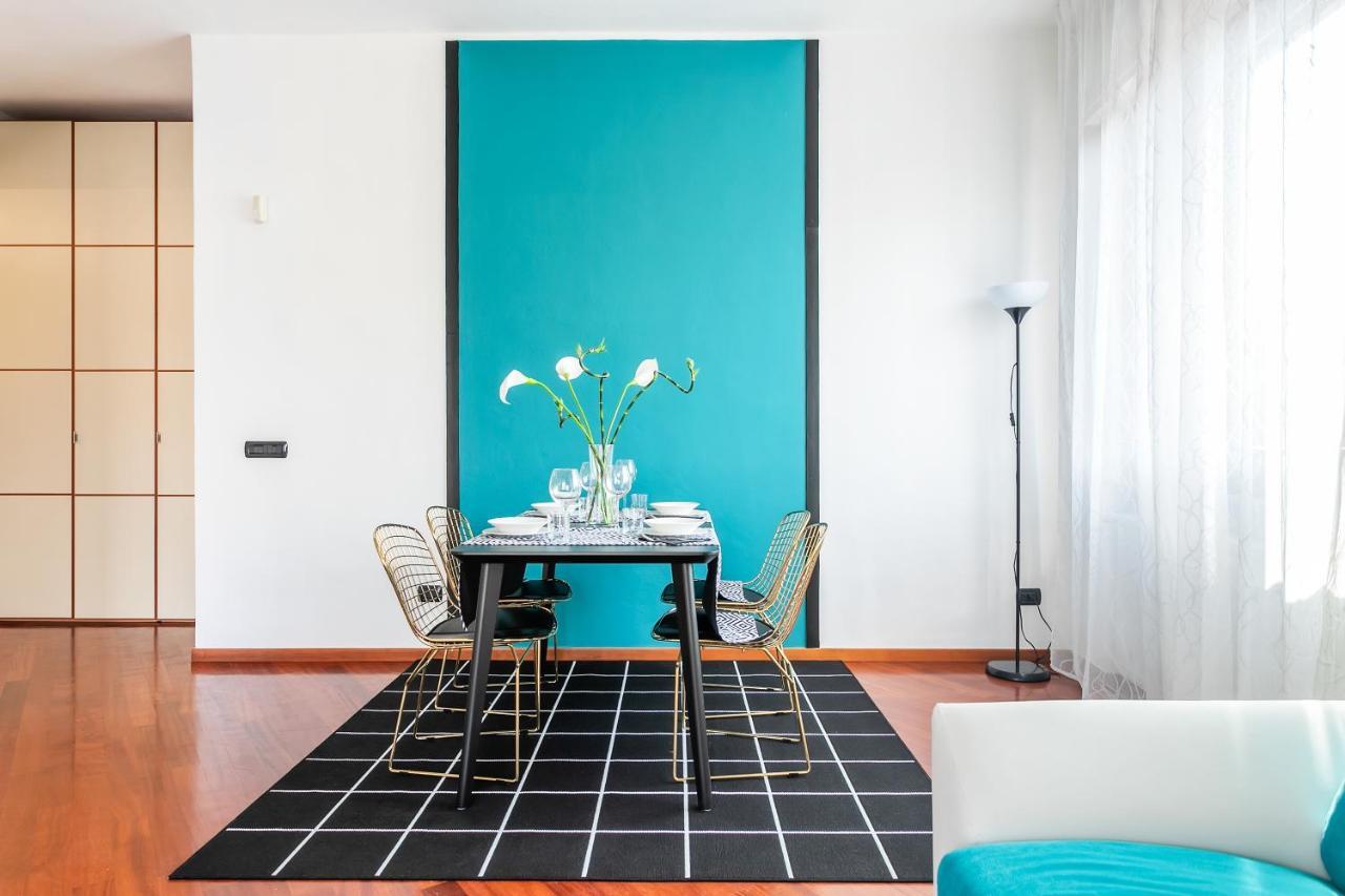 Santa Chiara Apartment By MyhomeinКомо Экстерьер фото